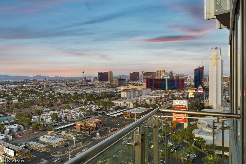 Photo 29 of 47, 4381 W Flamingo Road #23301