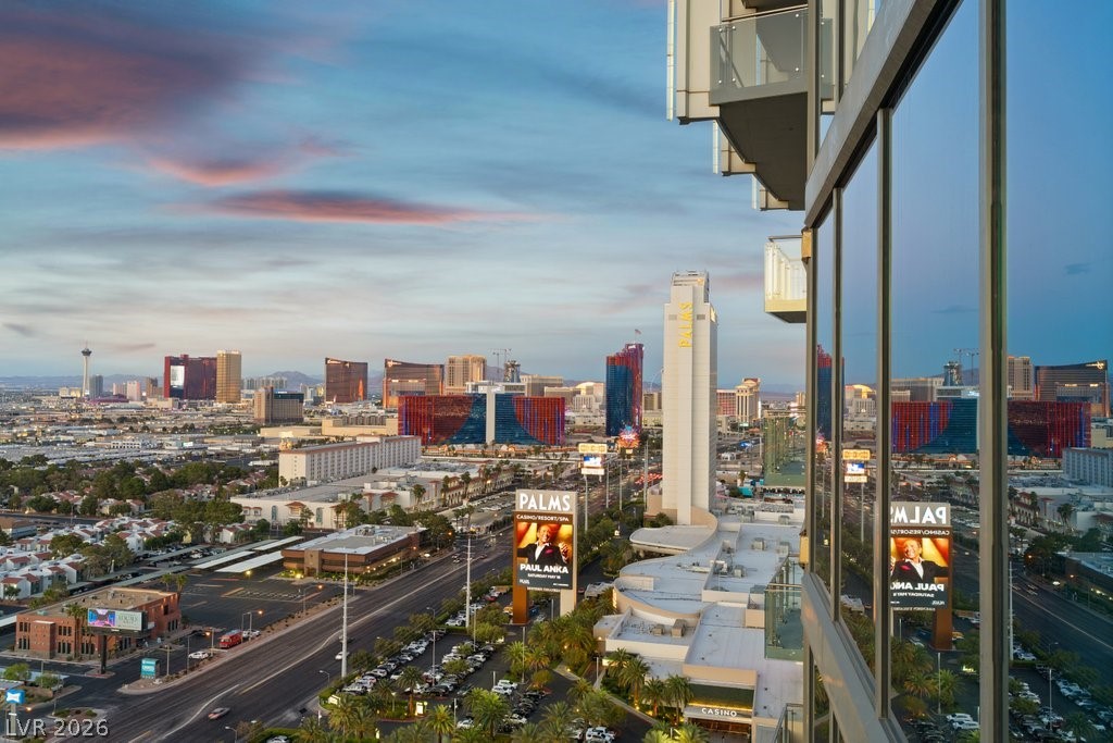 Photo 30 of 47, 4381 W Flamingo Road #23301