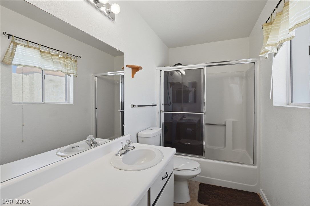 Photo 17 of 38, 2068 Mesquite Lane #301