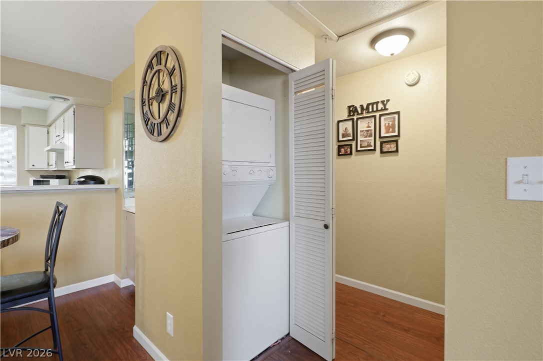 Photo 23 of 38, 2068 Mesquite Lane #301
