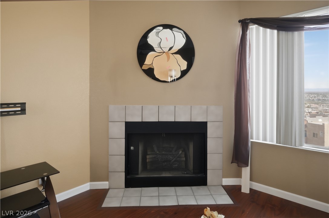 Photo 7 of 38, 2068 Mesquite Lane #301