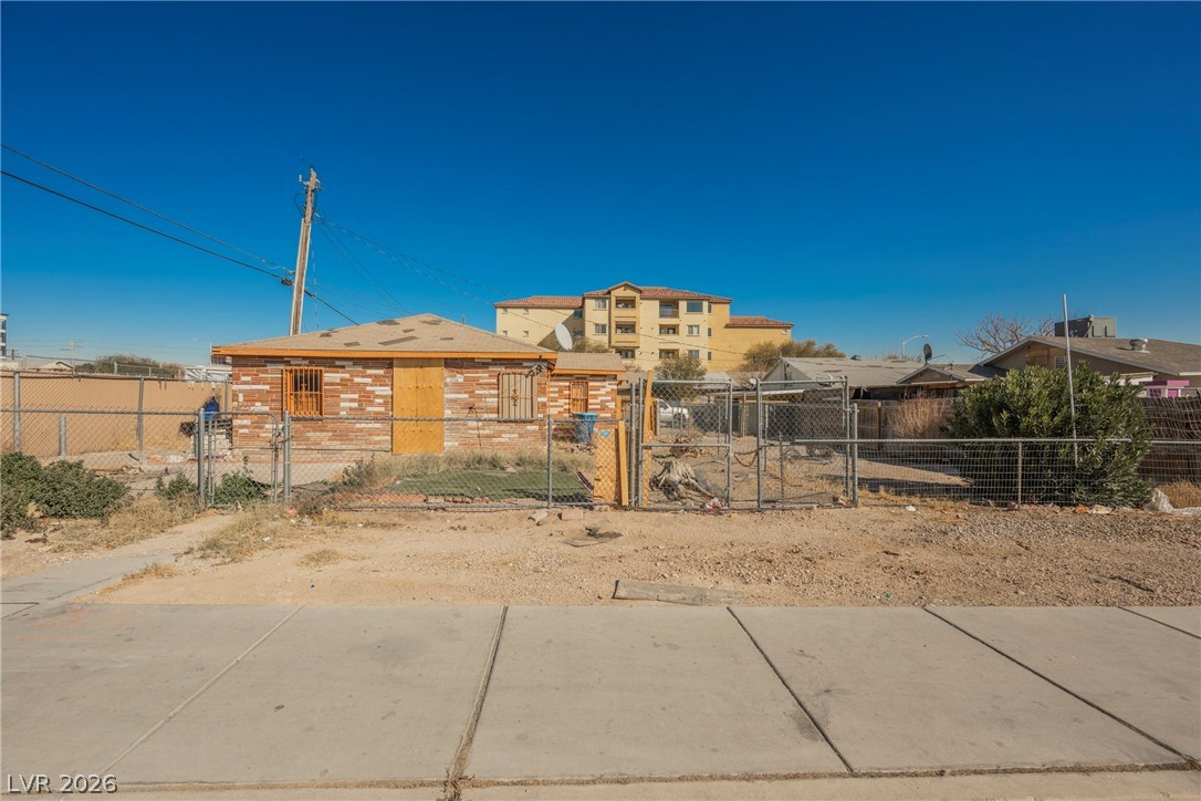 1220 E Ogden Avenue, Las Vegas 89101
