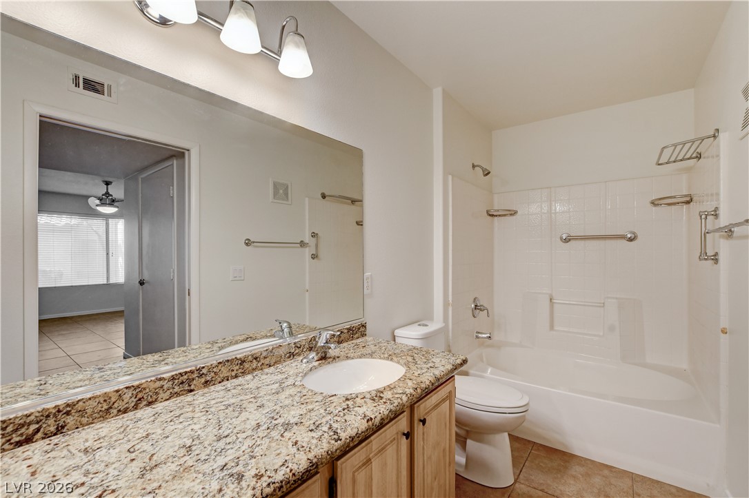Photo 31 of 37, 5710 E Tropicana Avenue #1172
