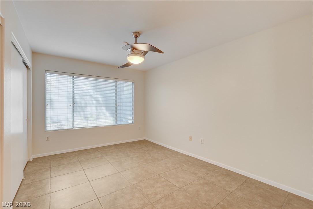 Photo 16 of 37, 5710 E Tropicana Avenue #1172