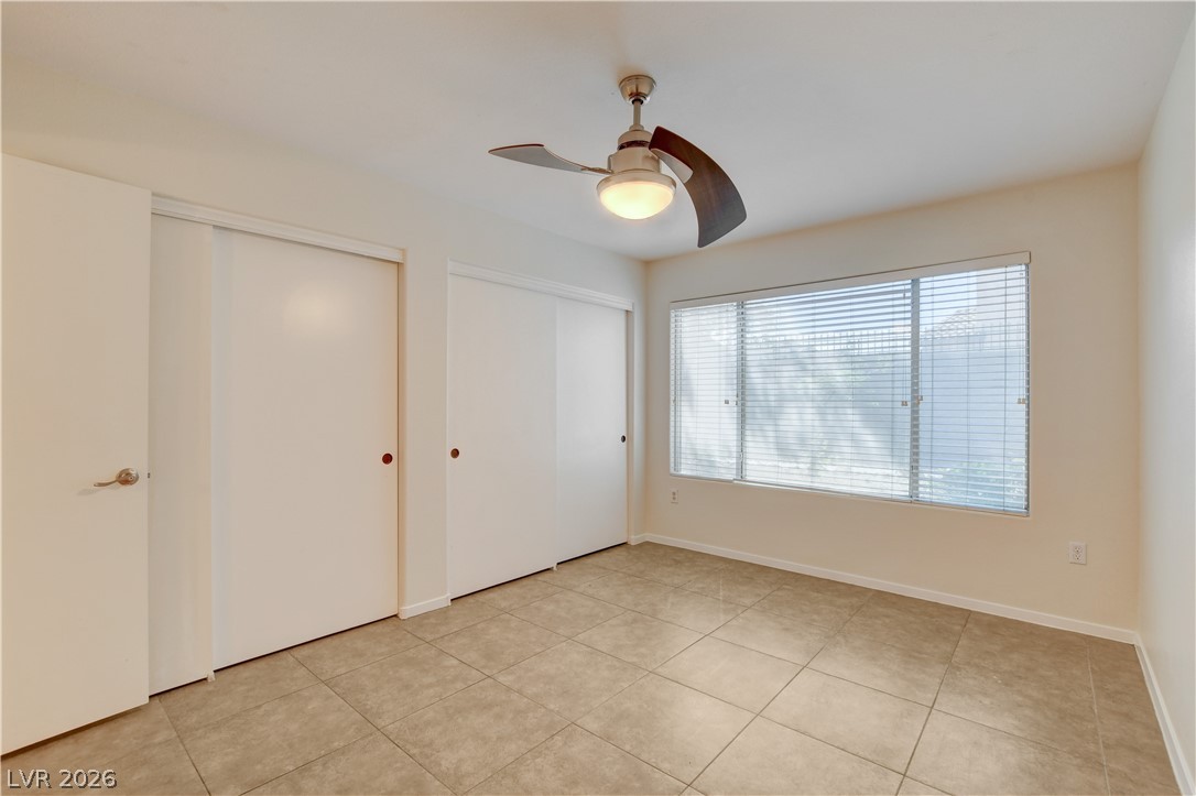 Photo 17 of 37, 5710 E Tropicana Avenue #1172
