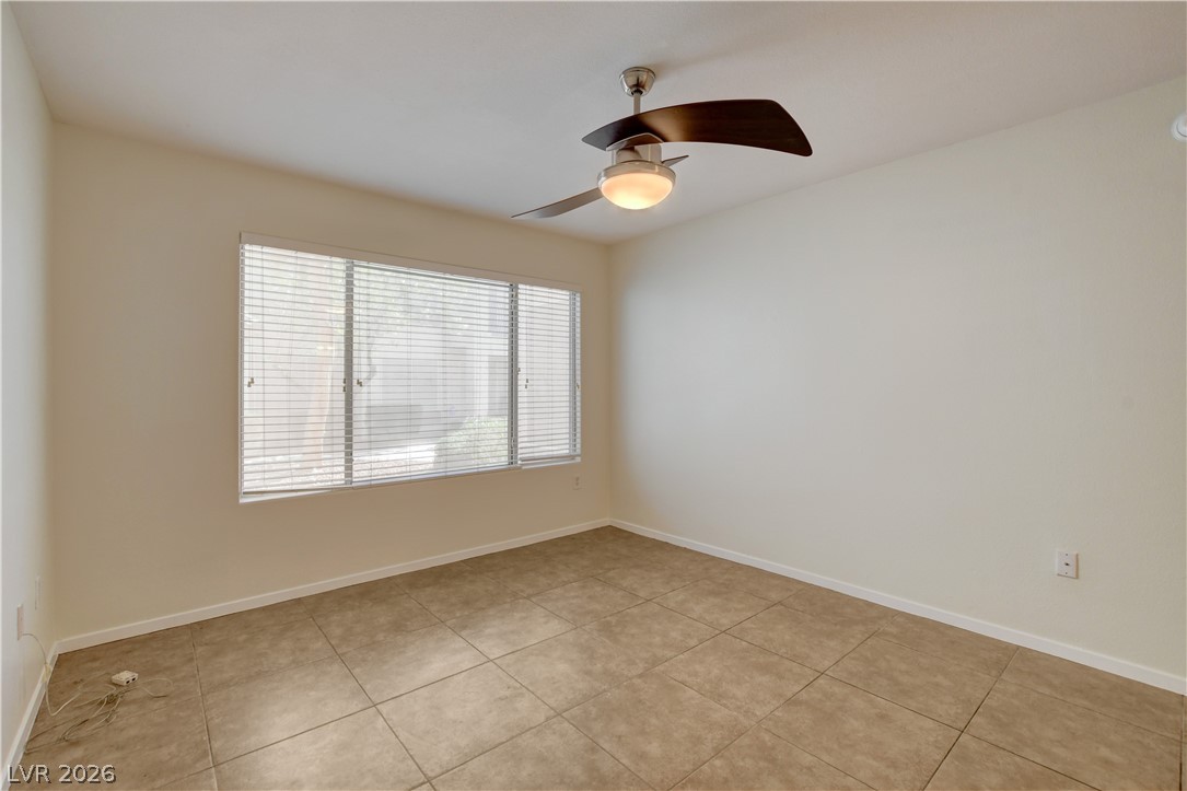 Photo 26 of 37, 5710 E Tropicana Avenue #1172