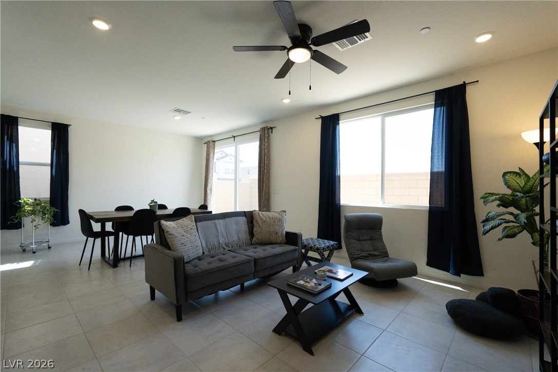 Photo 7 of 48, 8447 Vacarez Drive