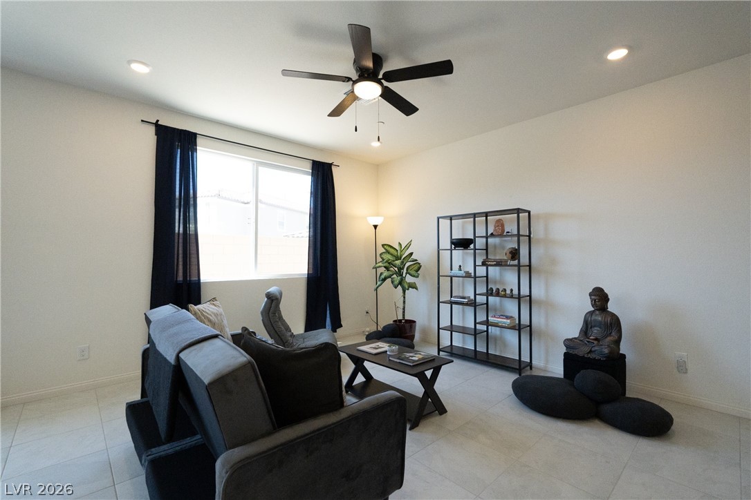 Photo 8 of 48, 8447 Vacarez Drive