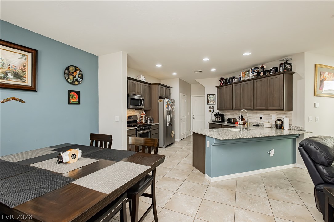 Photo 9 of 35, 9226 Blue Agate Street