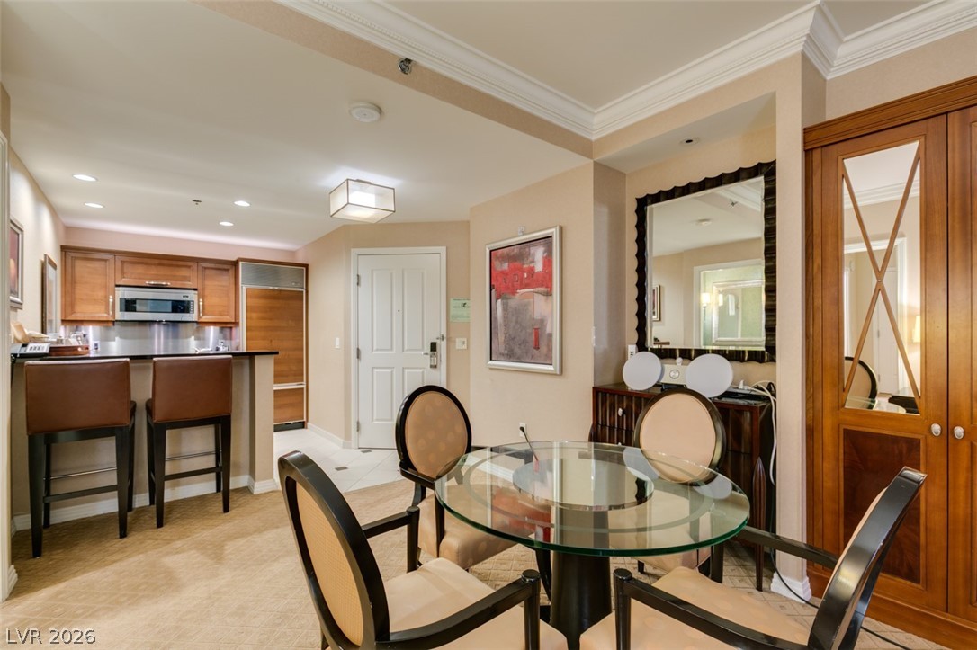 Photo 18 of 43, 125 E HARMON Avenue #2821