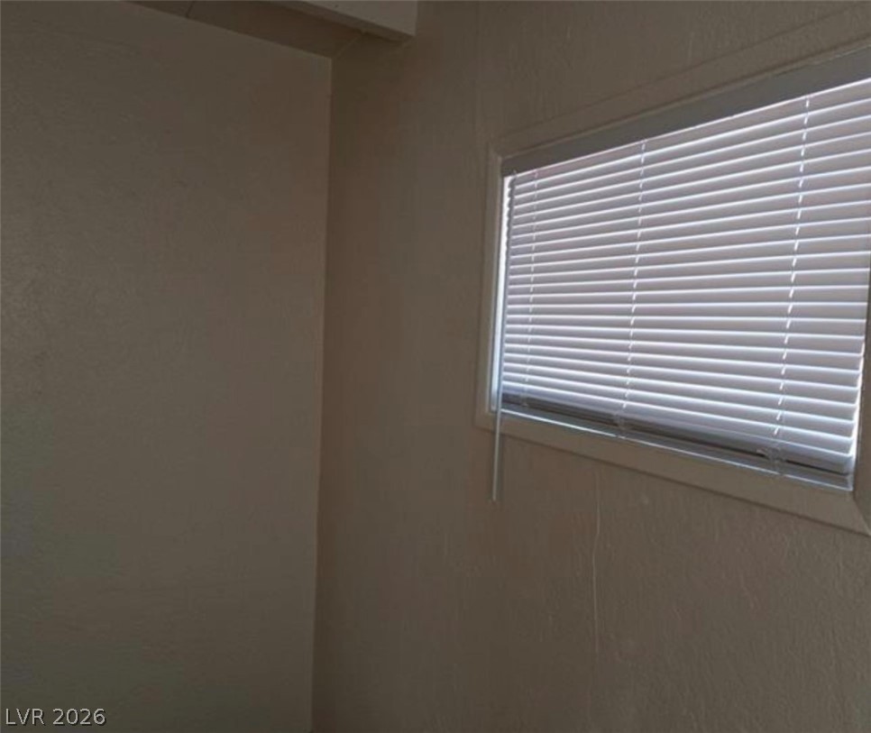 Photo 5 of 1316 Lawry Avenue