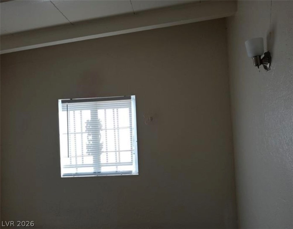 Photo 8 of 28, 1316 Lawry Avenue