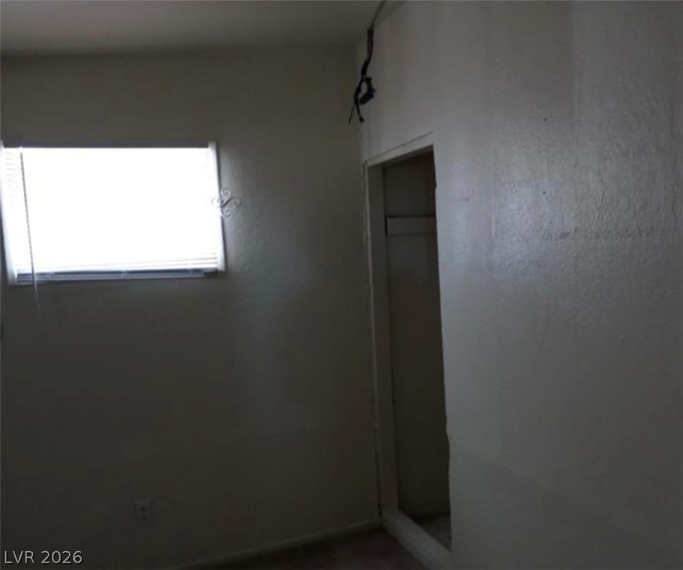 Photo 21 of 28, 1316 Lawry Avenue
