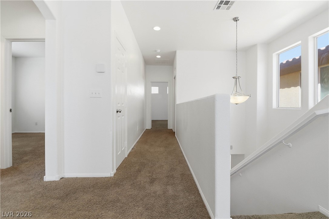 Photo 17 of 33, 7471 Nicklin Street