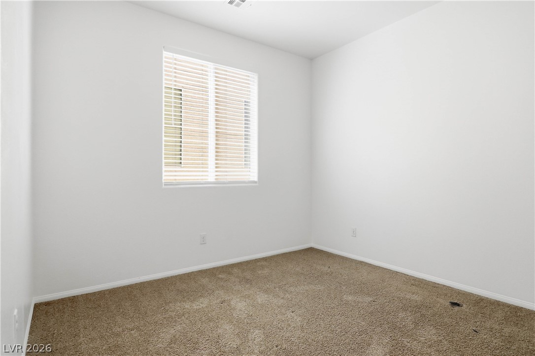 Photo 24 of 33, 7471 Nicklin Street