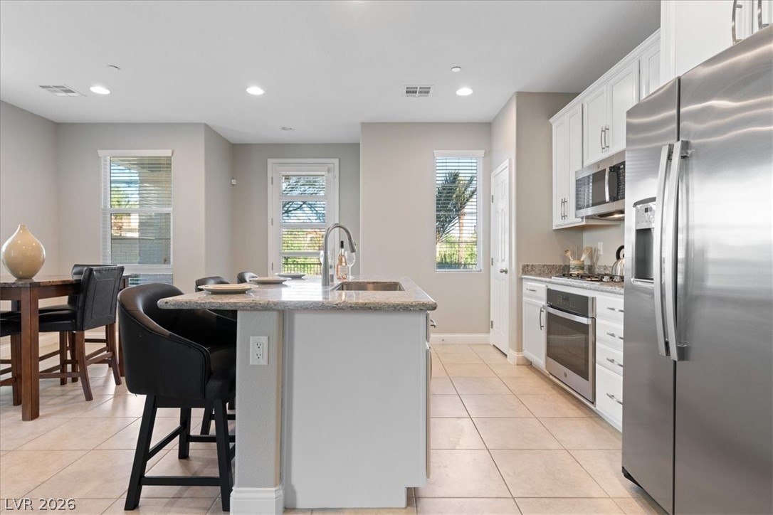 Photo 6 of 38, 40 Kimberlite Drive