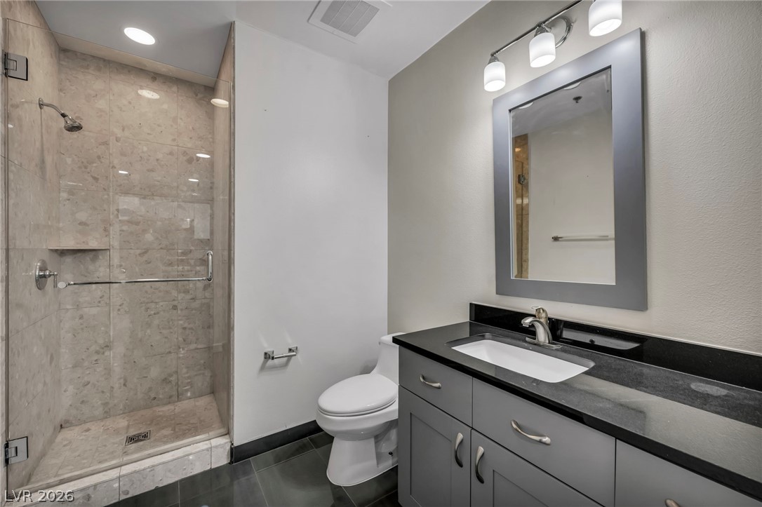 Photo 28 of 73, 4525 Dean Martin Drive #2903