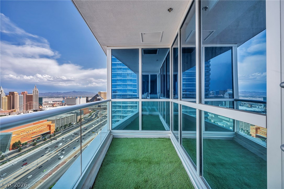 Photo 43 of 73, 4525 Dean Martin Drive #2903