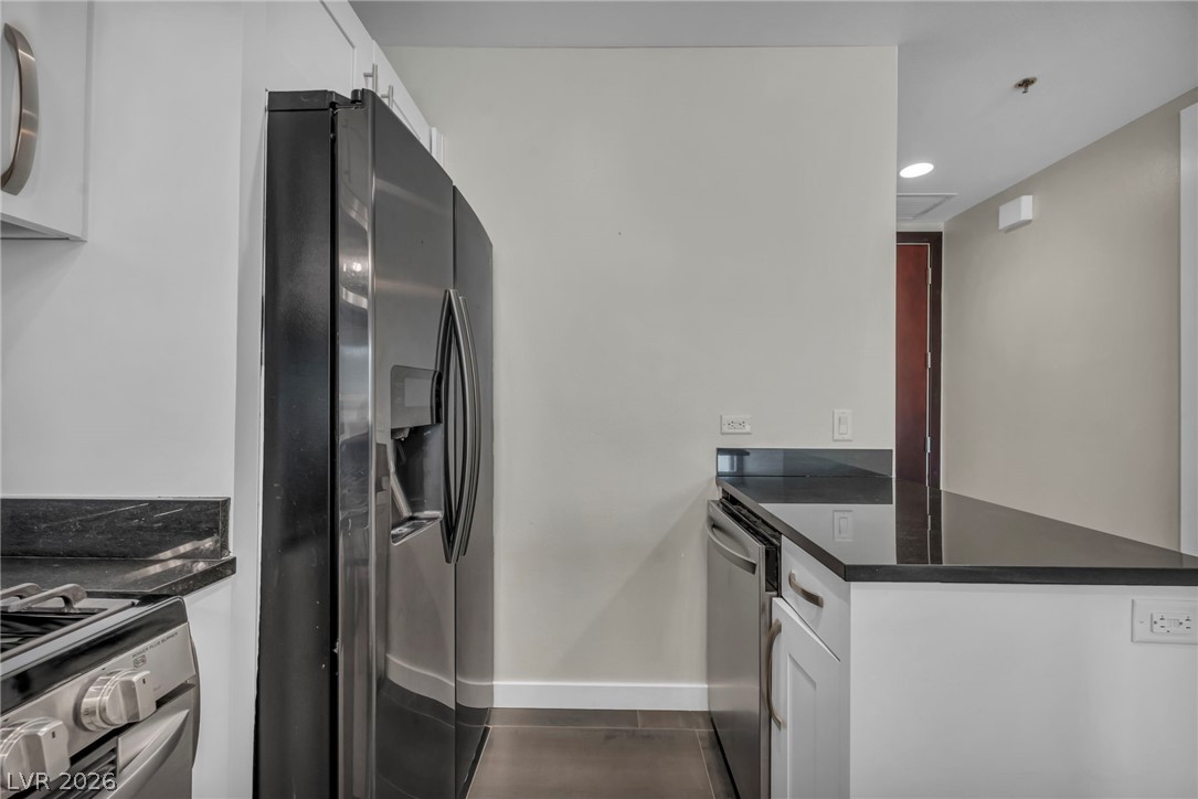 Photo 19 of 73, 4525 Dean Martin Drive #2903