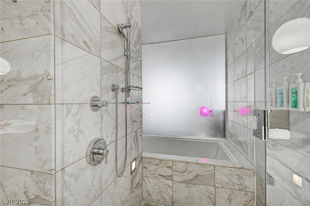 Photo 20 of 35, 4381 W Flamingo Road #36304