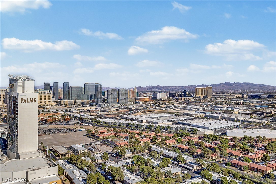 Photo 23 of 35, 4381 W Flamingo Road #36304