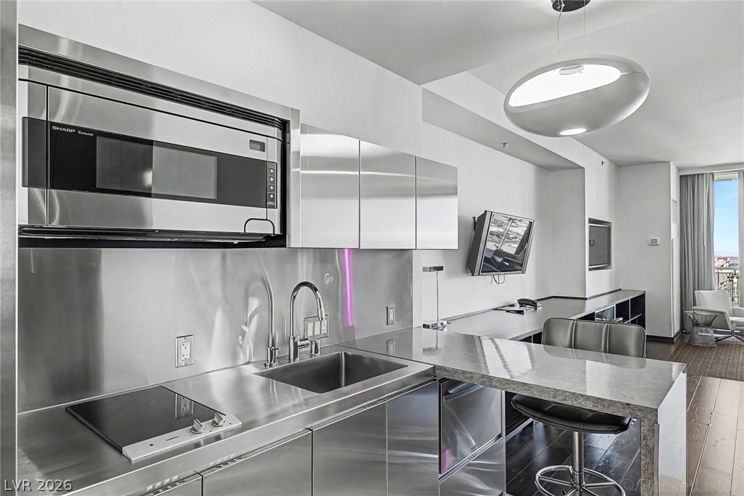 Photo 3 of 4381 W Flamingo Road #36304