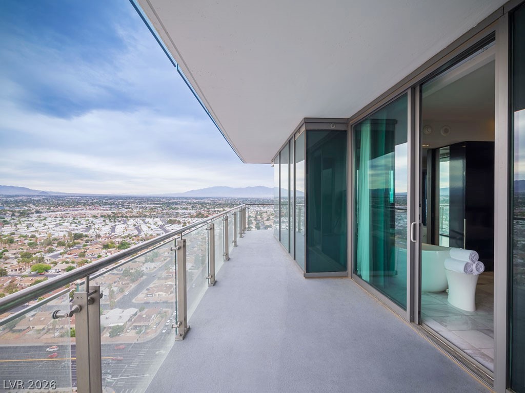 Photo 19 of 31, 4381 W Flamingo Road #27301