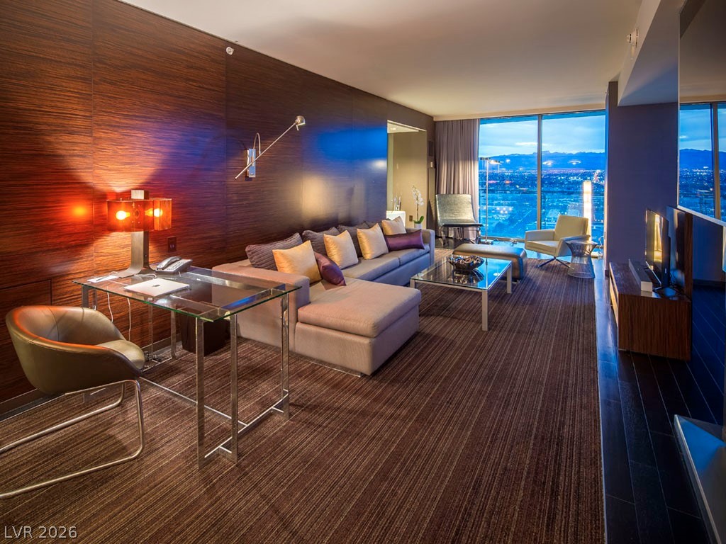 Photo 6 of 31, 4381 W Flamingo Road #27301