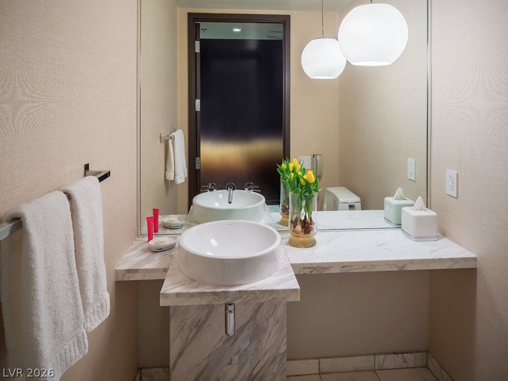 Photo 17 of 31, 4381 W Flamingo Road #27301