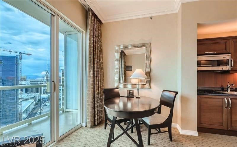 Photo 9 of 27, 135 E Harmon Avenue #22717