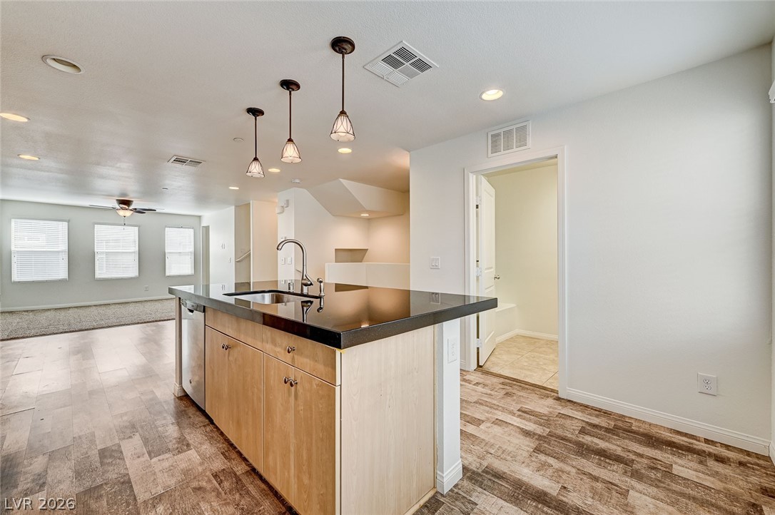 Photo 16 of 70, 9050 W Tropicana Avenue #1032