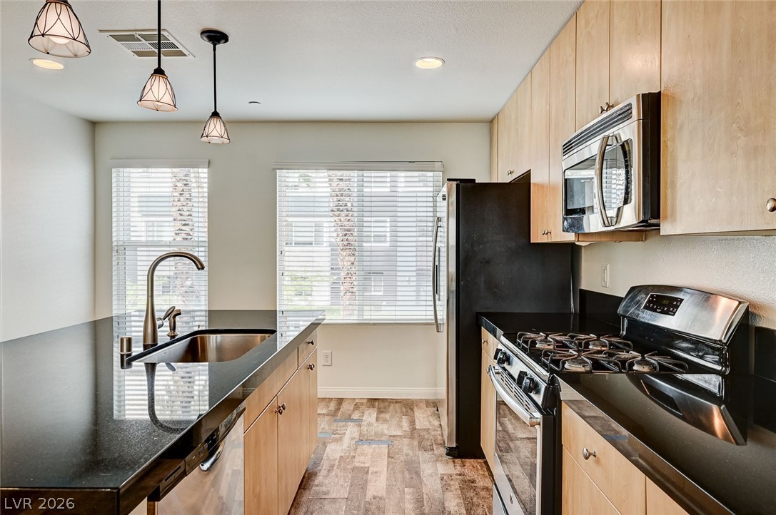Photo 19 of 70, 9050 W Tropicana Avenue #1032