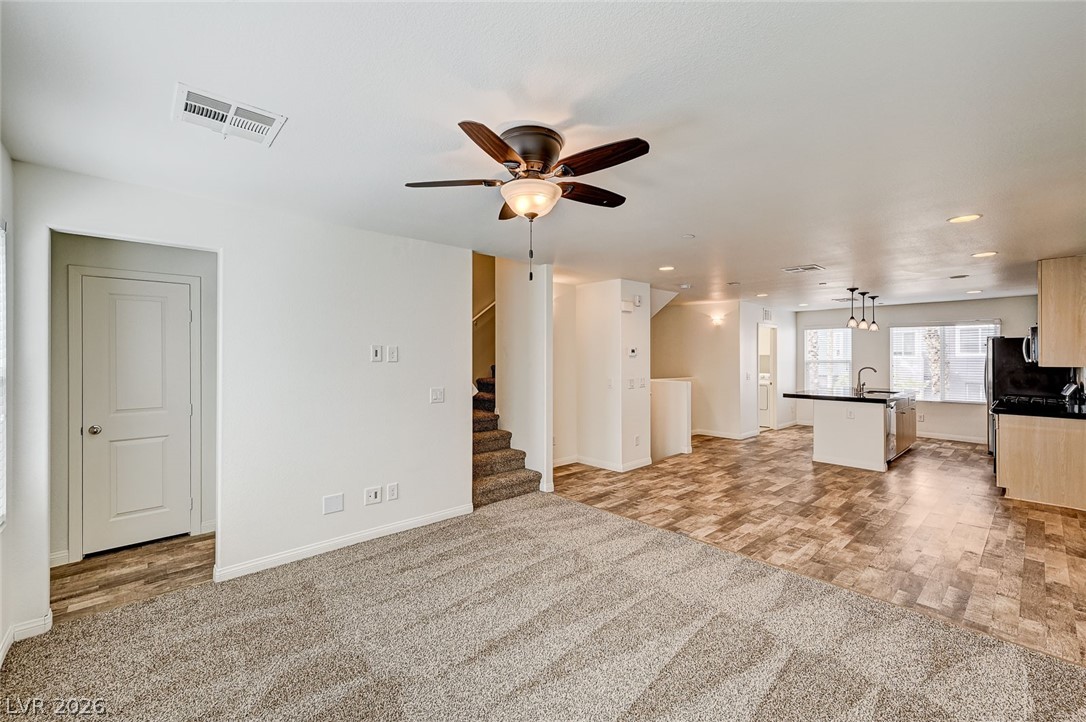 Photo 10 of 70, 9050 W Tropicana Avenue #1032