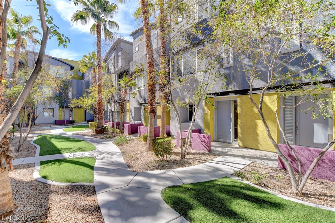 Photo 65 of 70, 9050 W Tropicana Avenue #1032