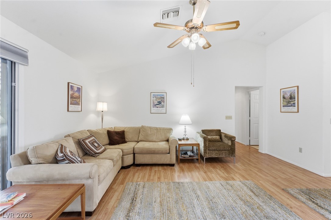 Photo 11 of 51, 2809 Tumble Creek Court