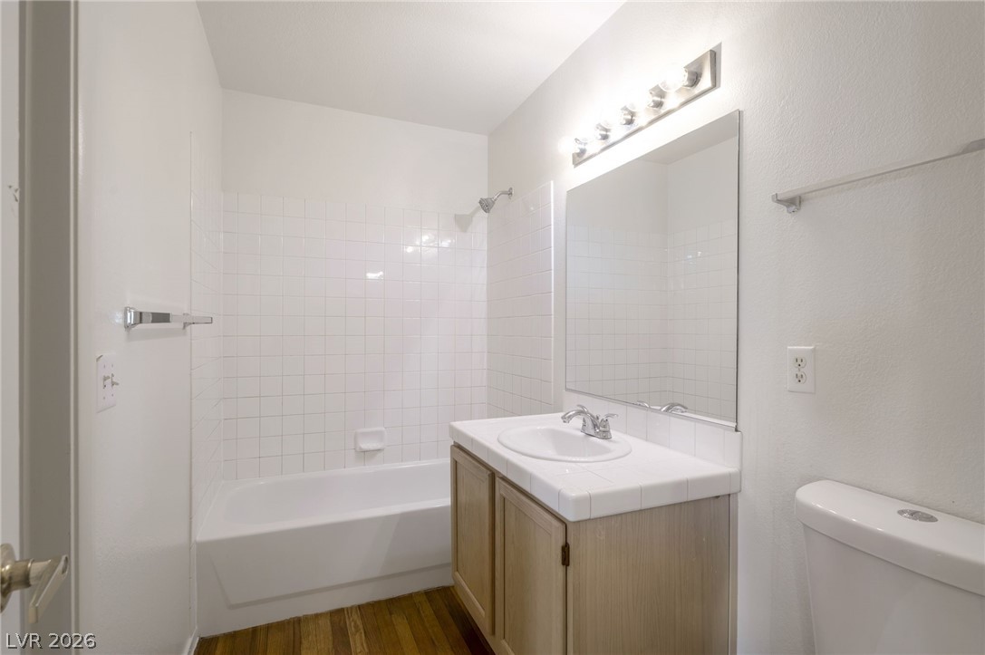 Photo 11 of 15, 7950 W Flamingo Road #1019