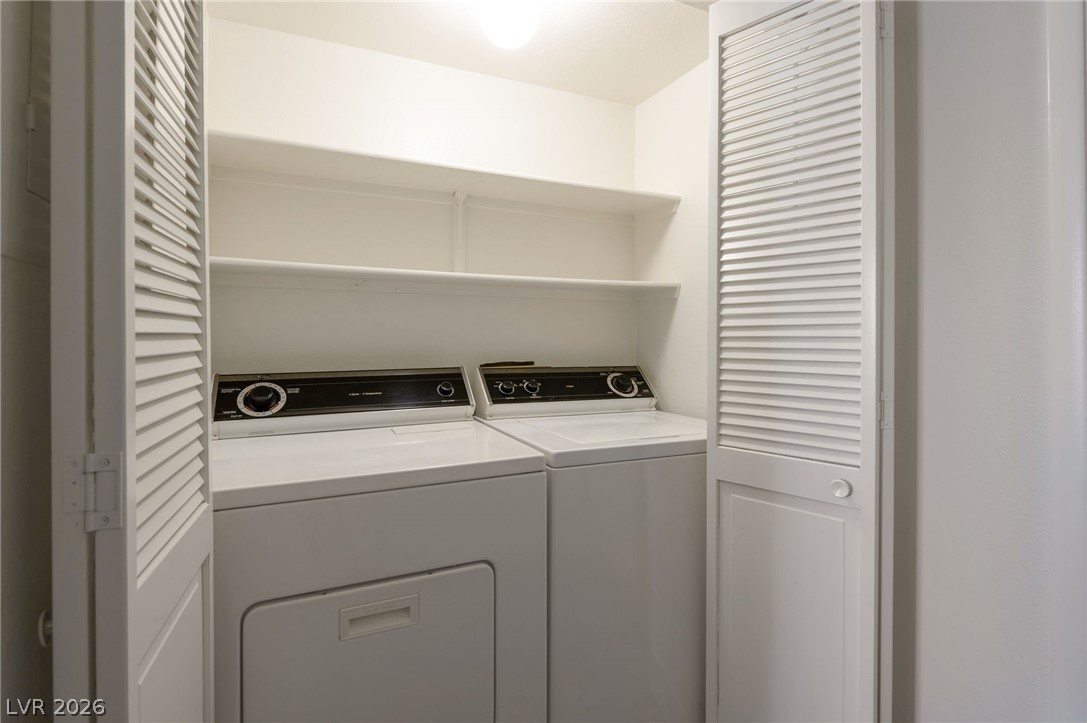Photo 14 of 15, 7950 W Flamingo Road #1019