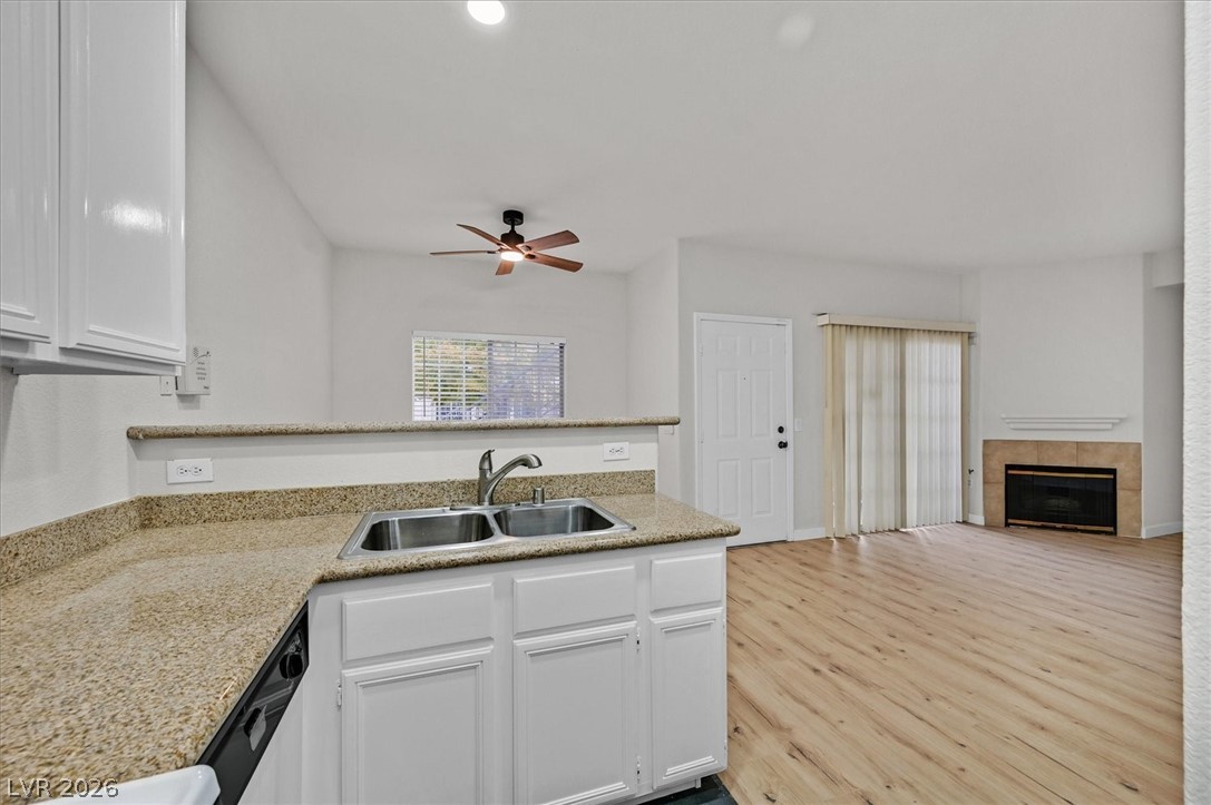 Photo 6 of 23, 3318 N Decatur Boulevard #1089