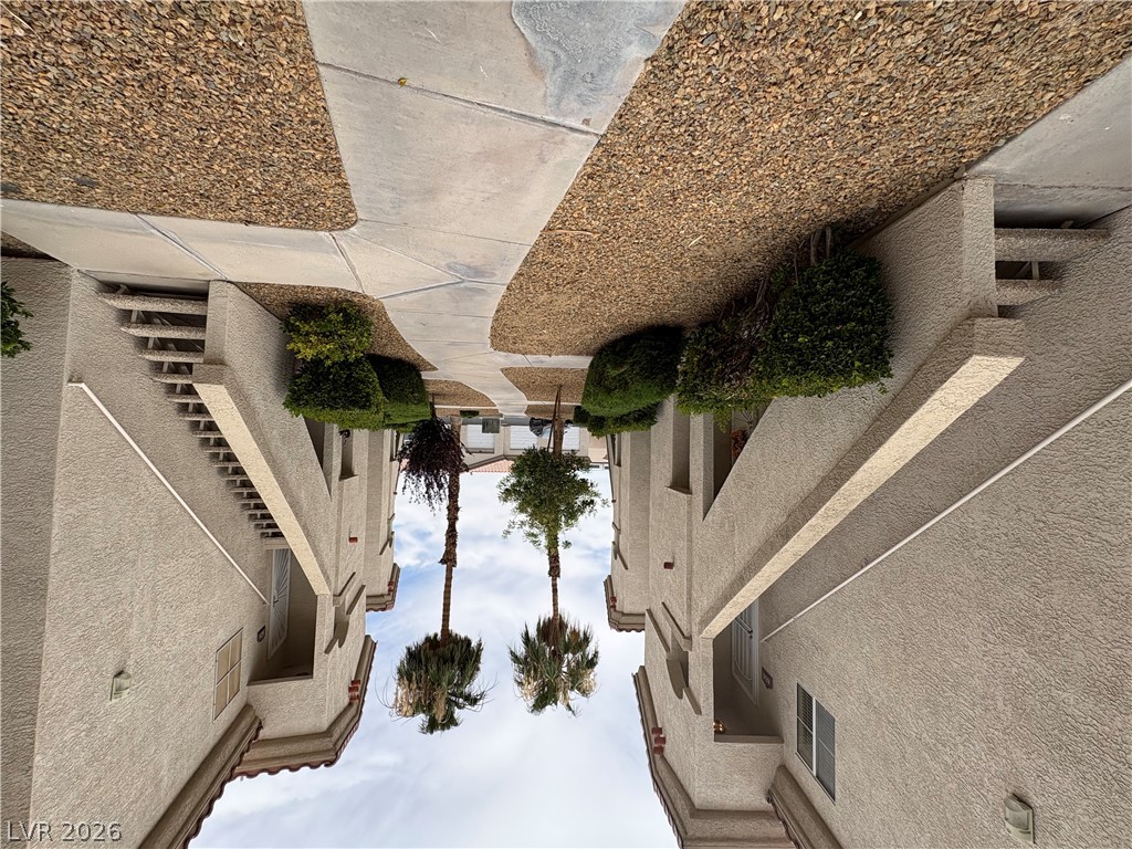 Photo 18 of 75, 6480 Annie Oakley Drive #624