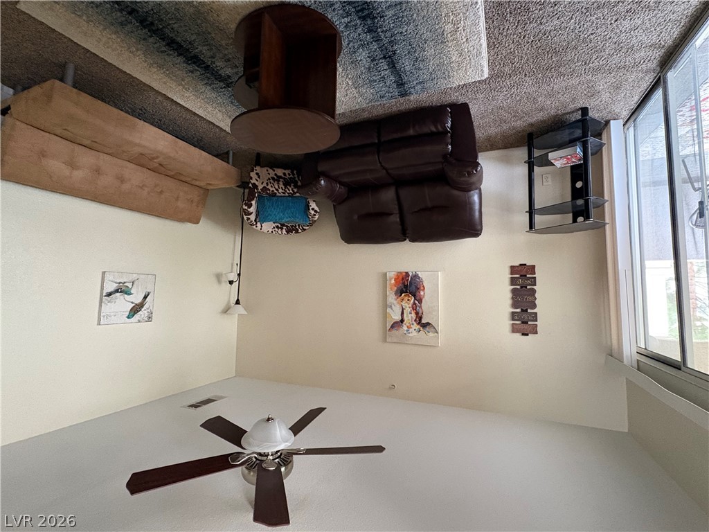 Photo 24 of 75, 6480 Annie Oakley Drive #624