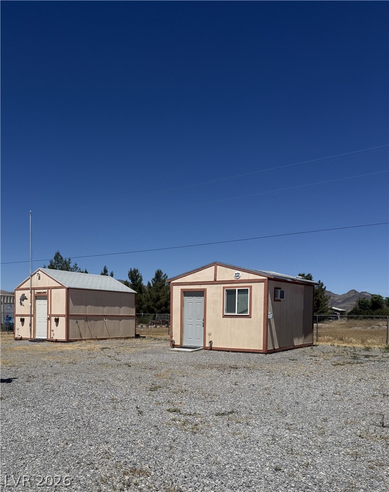 Photo 2 of 4330 W Medicine Man Road