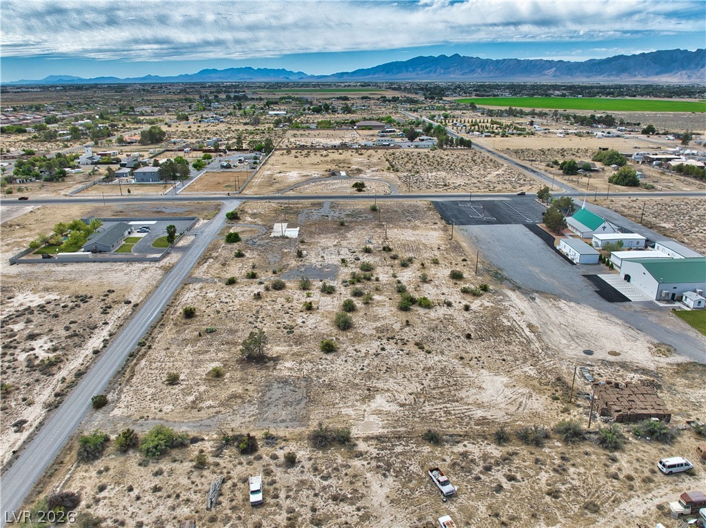 Photo 10 of 17, 280 W Mesquite Avenue