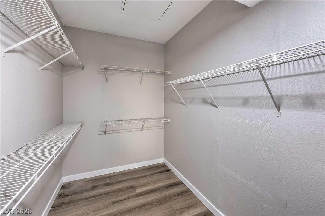 Photo 20 of 35, 1509 Blackcombe Street #204