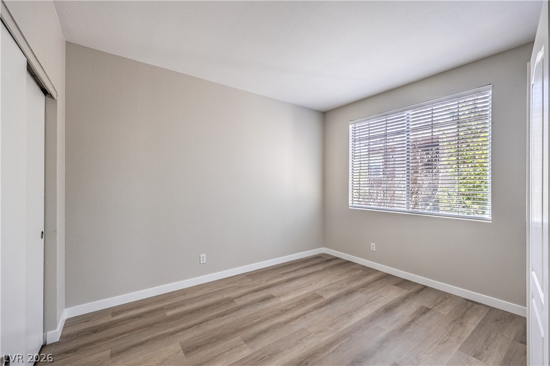 Photo 21 of 35, 1509 Blackcombe Street #204