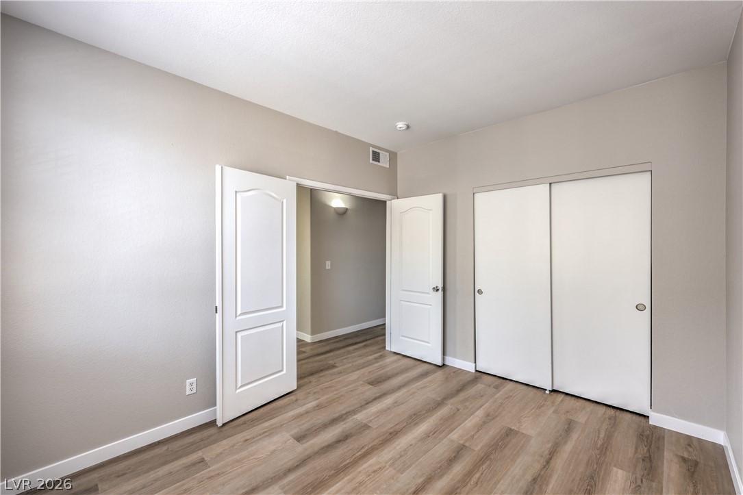 Photo 22 of 35, 1509 Blackcombe Street #204