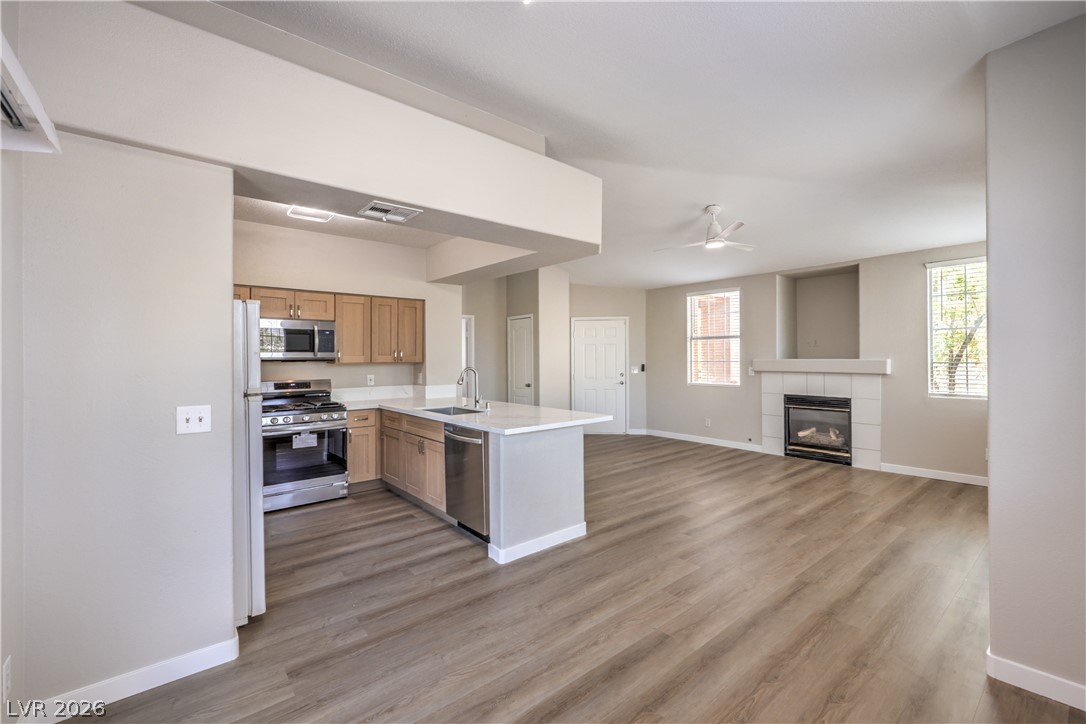 Photo 11 of 35, 1509 Blackcombe Street #204