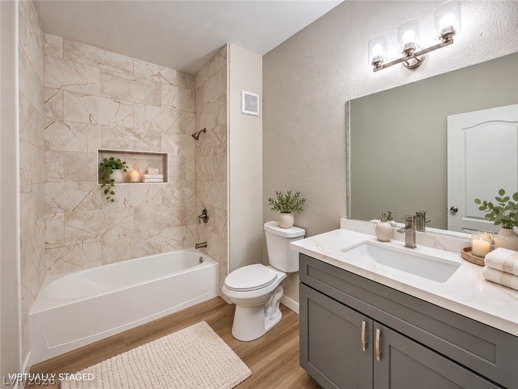 Photo 23 of 35, 1509 Blackcombe Street #204