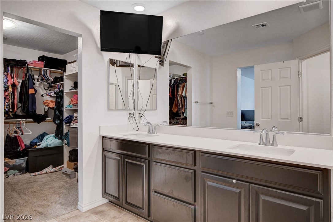 Photo 9 of 46, 105 Campbelltown Avenue