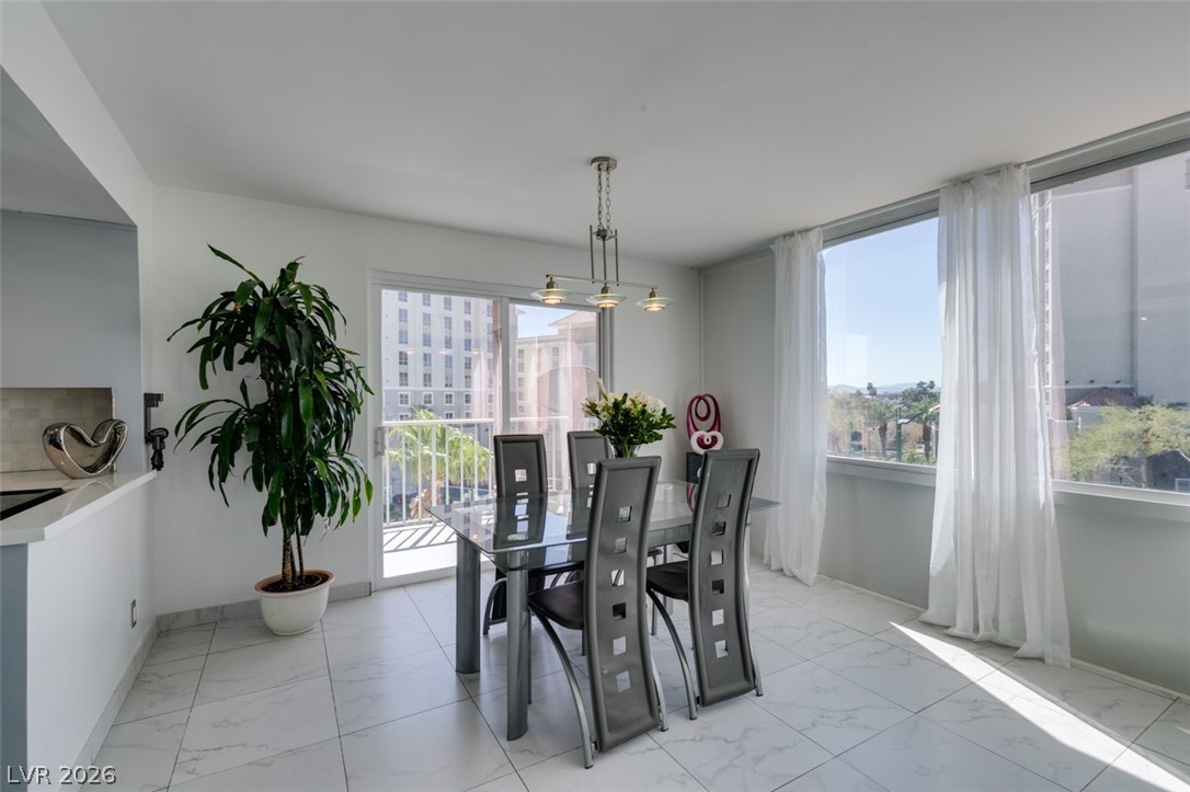 Photo 16 of 46, 205 E Harmon Avenue #511
