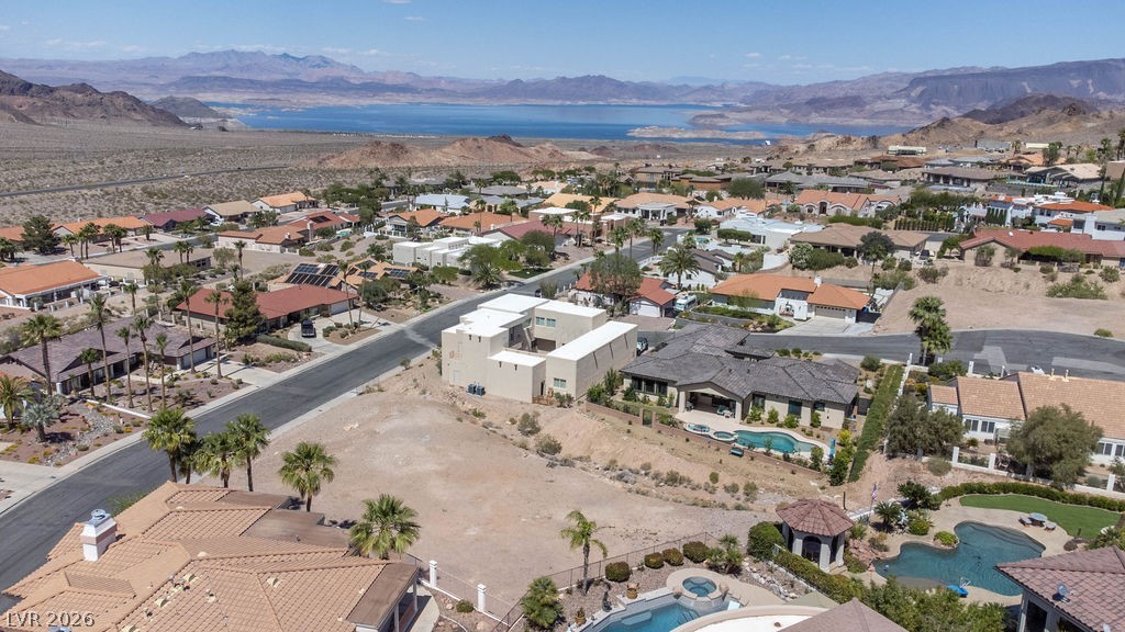 Photo 4 of 929 Vista Lago Way
